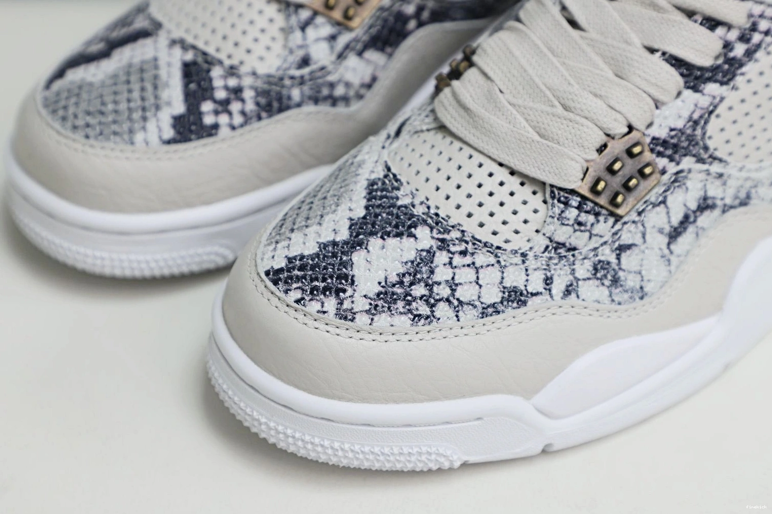 4 Jordan retro Jordan snakeskin Air 1102